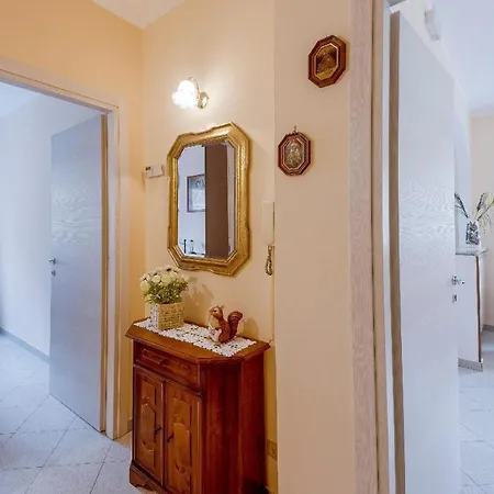 Ferienhaus Mit Privatpool Fuer 4 Personen 1 Kind Ca 80 M In Borgomaro, Italienische Riviera Italienische Westkueste *