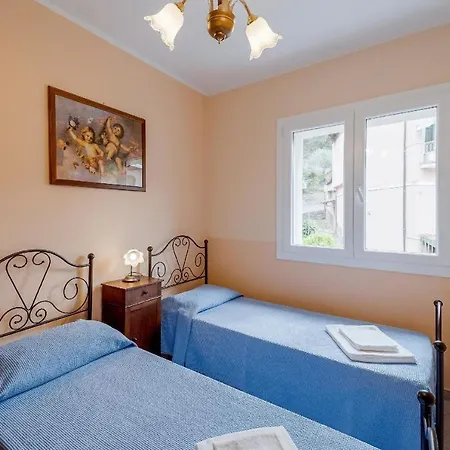 Ferienhaus Mit Privatpool Fuer 4 Personen 1 Kind Ca 80 M In Borgomaro, Italienische Riviera Italienische Westkueste בית נופש Borgomaro